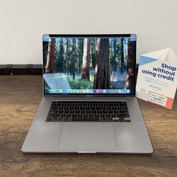 16" MacBook Pro Touchbar 500GB SSD*16GB RAM*2.6Ghz Intel 6 Core i7
