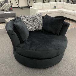 💫Oversized Black Swivel Lounge Chair🌙$39 Down If You Finance