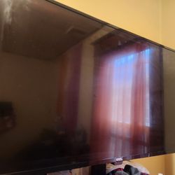 40 Inch onn. Tv