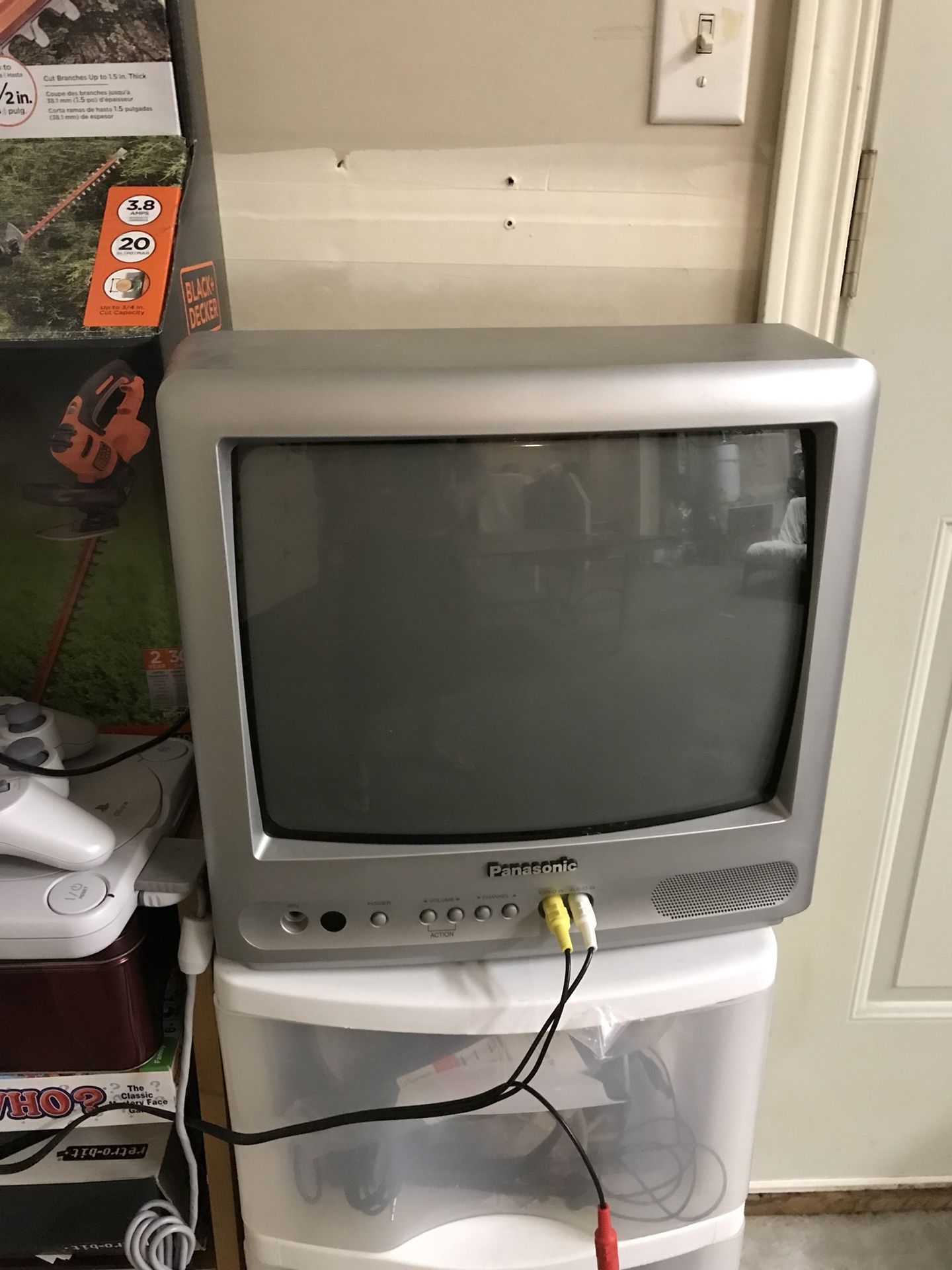 13 inch CRT Panasonic TV