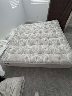 /////BEST OFFER///// King Sized Mattress-DELIVERY AVAILABLE!!!!!!!