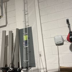 Large Wire Shelf W/brackets 