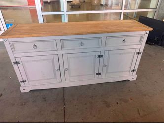 Sideboard/Buffet