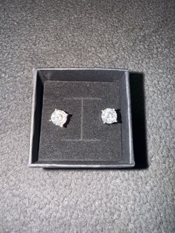 925 Sterling Silver 1.0 Carat Moissanite Earring