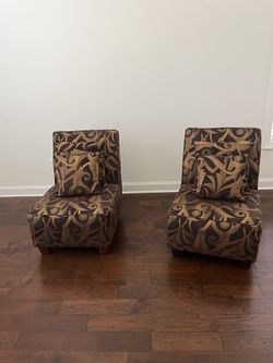 Accent Chairs