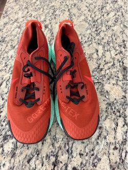 Nike trail/ react