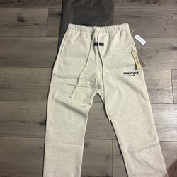 1:1 BRAND NEW ESSENTIALS LIGHT OATMEAL 