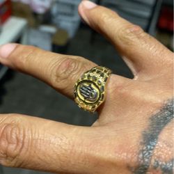 gold ring