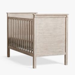 Pottery Barn Kids Rory Crib + Matching Dresser Set – Mattress Included