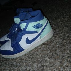 Nike Jordan (Semiused) 