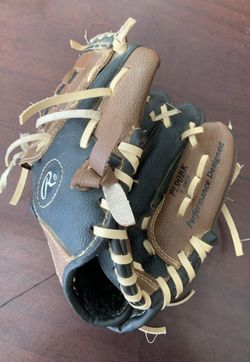 T Ball Glove