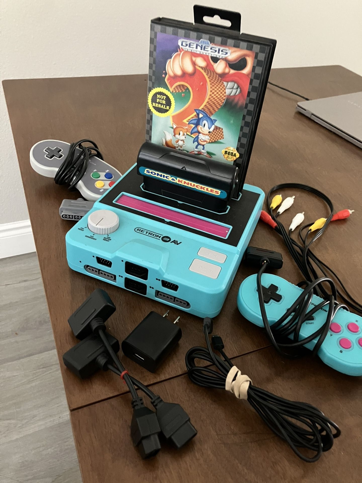 Hyperkin RETRON 3