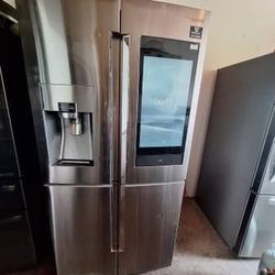 LIKE NEW !! SAMSUNG STAINLESS STEEL FAMILY HUB 4 DOOR FLEX REFRIGERATOR 