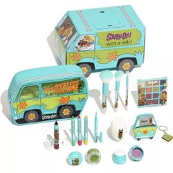 wet& wild Scooby Doo Limited Edition PR Box Makeup Set with Brushes and Palettes