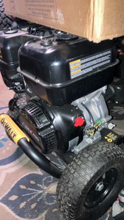4400 psi Dewalt Pressure Washer with Simpson surface cleaner