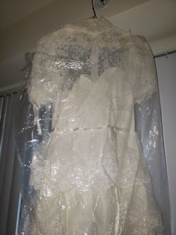 Vintage wedding dress