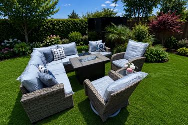 Brand new patio outdoor furniture set