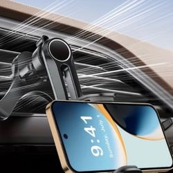 Cell phone holder fits to car air vent