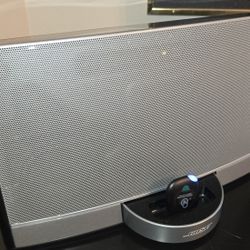 Bose Portable Sounddock Speaker with Bluetooth 
