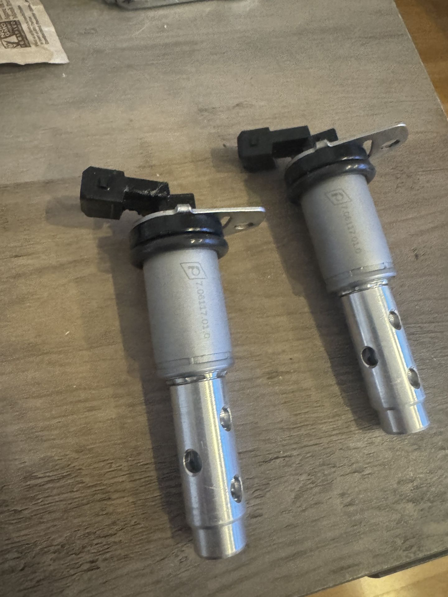 Camshaft sensors for BMW V6