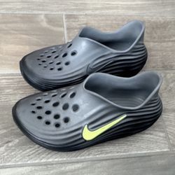 Kids NIKE Reactx Rejuven8 Water Sandals Slip On Shoes 4