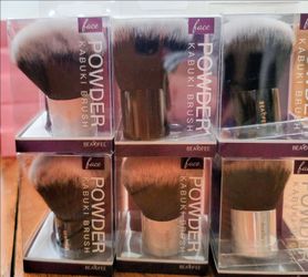 Make up brush