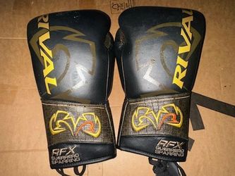 Rival Boxing RFX-GUERRERO HDEF Lace-Up Sparring Gloves