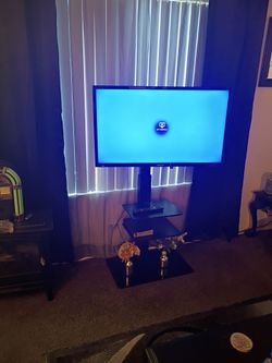 32inc Element tv with  remote control and tv stand