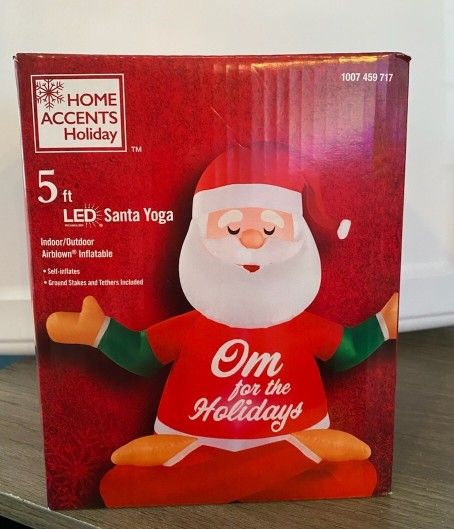 5'"Ft Gemmy Airblown Yoga Meditating Santa Claus Christmas Yard Decoration