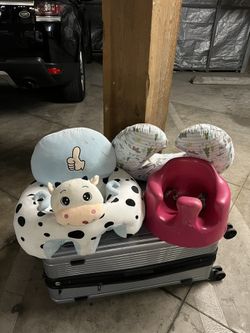 New Born Sitting Set