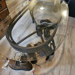 Nice  LIVING Room Table Set Coffee Table  AND Two Matching Glaass End Table s