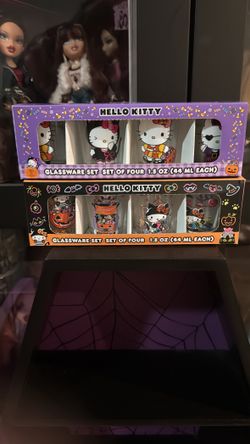 Hello Kitty Halloween Shot Cups