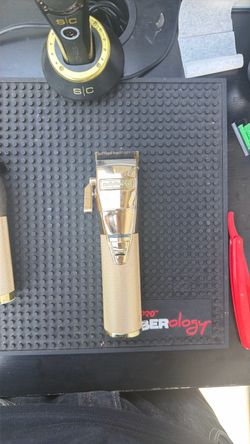 Babyliss Gold Clippers