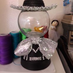 Hand crafted centerpiece for party or room decoration.