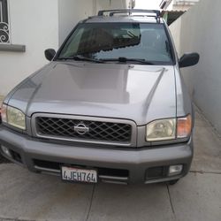 2000 Nissan Pathfinder