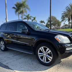 EXCELLET CONDITION CLEAN 2012 MBZ GL 450