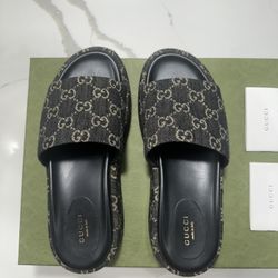 Women’s Gucci Shoes Size 9