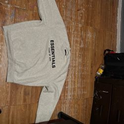 Essentials Sweat Shirt Did Not Fit Me 