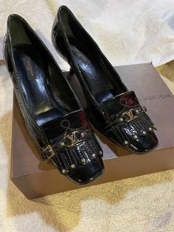 LV high heels Size 6 for Sale in Bellevue, WA - OfferUp