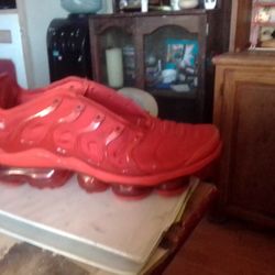 Nike Air VaporMax Plus (Triple Red) Men's  8.5