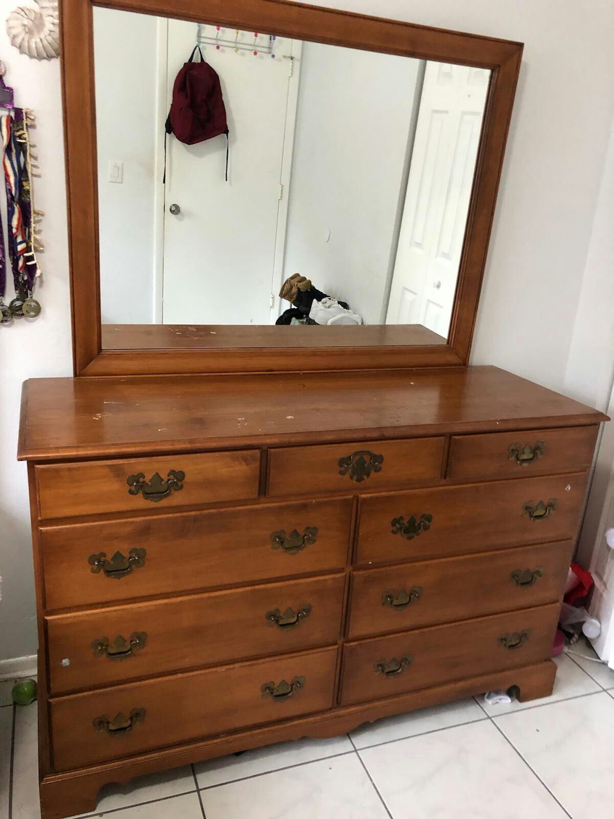 Used dresser with mirror for sale!!!