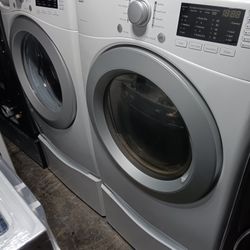 Kenmore Set Frontload Like New 