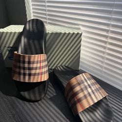Burberry Slides 
