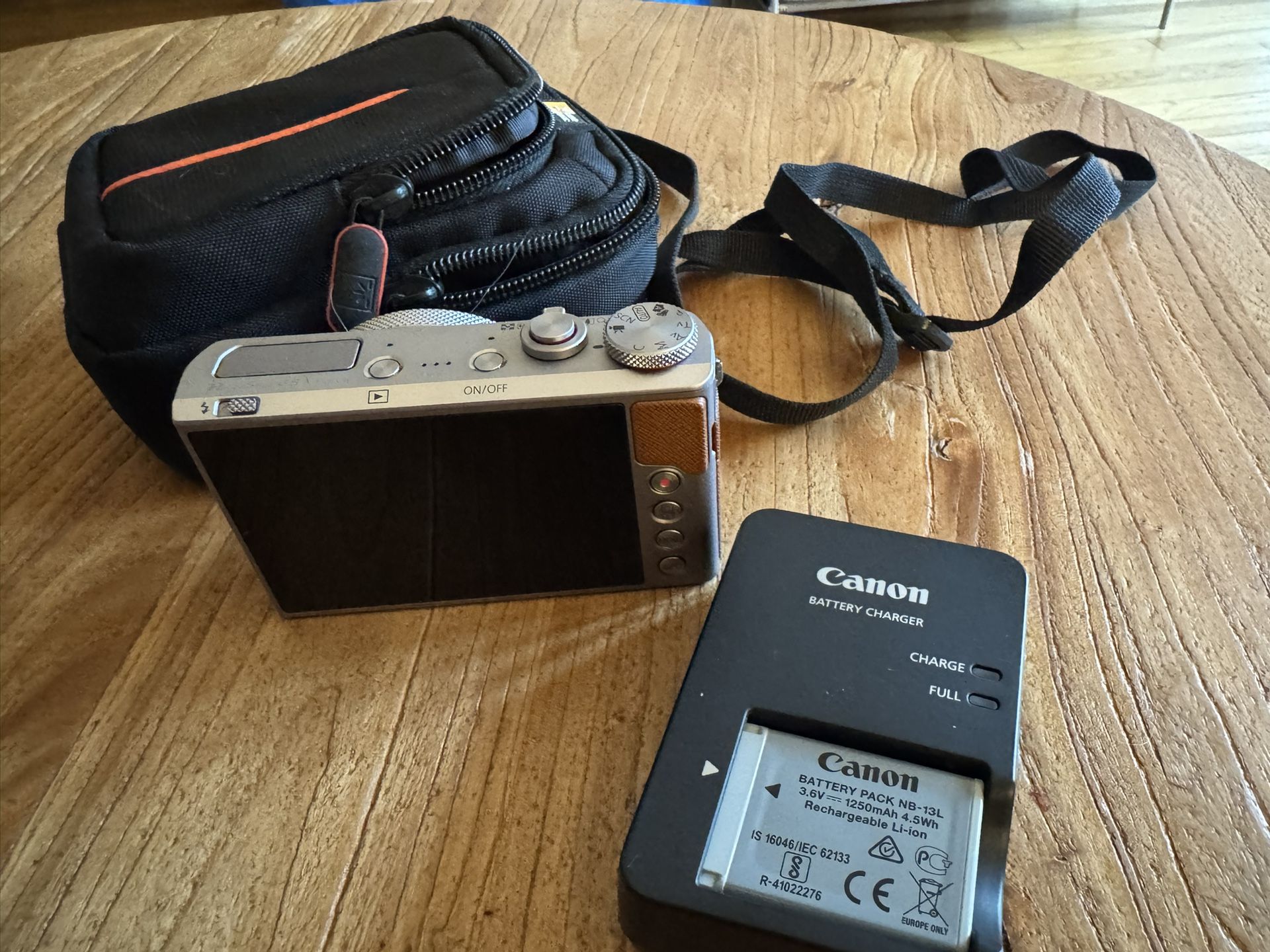 Canon GX9 Digital Camera