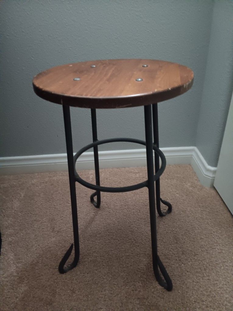Metal & Wood Stool