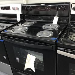 New Scratch And Dent Whirlpool Coil Top Range. 1 year Warranty 