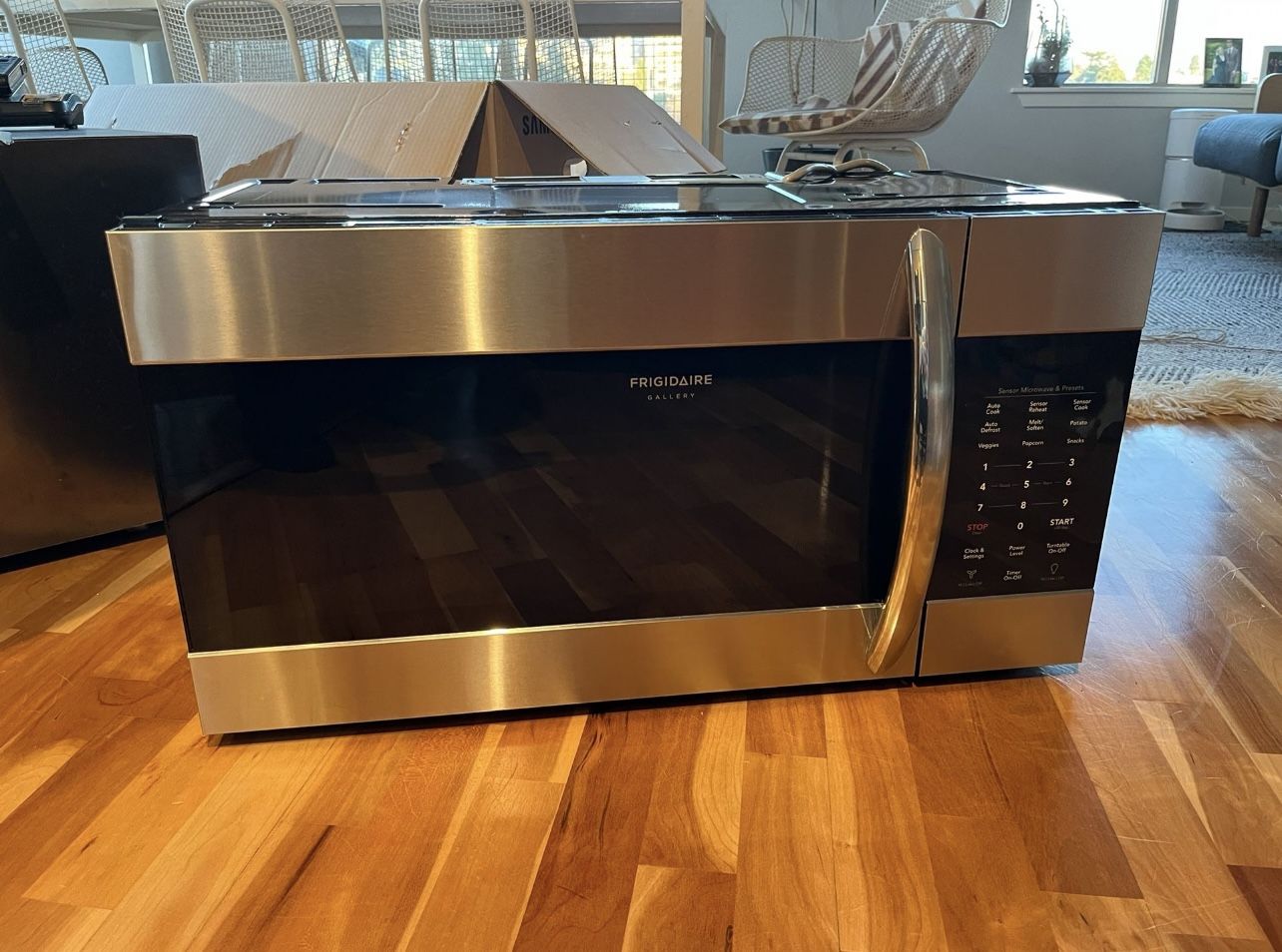 Frigidaire Microwave 