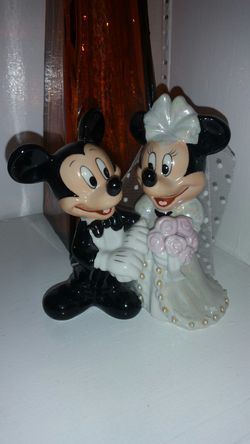 Mickey and Minnie Wedding cake topper
