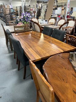 Live edge dining table and chairs set (in store)