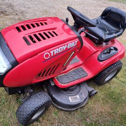 Troy Bilt Riding Mower  